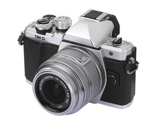 Фотоаппарат Olympus OM-D E-M10 Mark II Kit 14-42 mm F/3.5-5.6 II R Silver