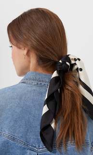 Платок в горошек Stradivarius