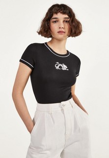 Футболка Bershka 