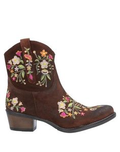 Полусапоги и высокие ботинки Blugirl Blumarine