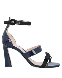 Сандалии Stuart Weitzman