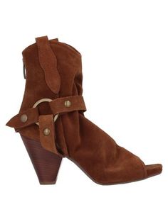 Полусапоги и высокие ботинки Lorenzo Mari