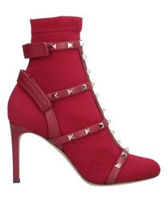 Полусапоги и высокие ботинки Valentino
