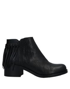 Полусапоги и высокие ботинки Oasi