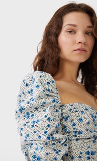 Топ с квадратным вырезом и узлом Stradivarius