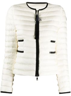 Moncler короткая куртка-пуховик Baillet