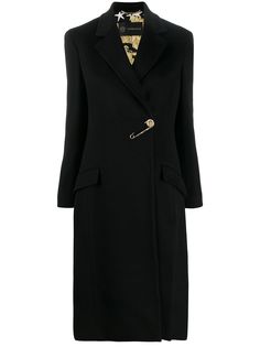 Versace пальто с принтом Barroco и декоративной булавкой