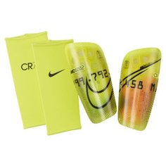Футбольные щитки Nike Mercurial Lite CR7