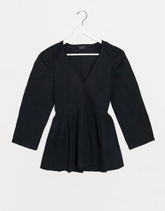 Черная блузка из поплина с запахом и отделкой на плечах Selected Femme-Черный