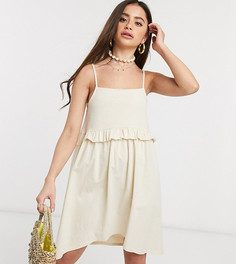 Кремовый сарафан мини на бретелях с оборками ASOS DESIGN Petite-Белый