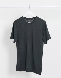 Черная футболка Nike Yoga dry-Черный цвет