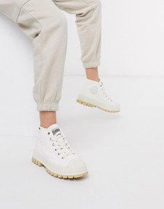 Светлые ботинки на плоской массивной подошве Palladium-Белый
