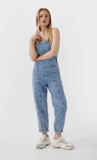 Джинсовый комбинезон Stradivarius