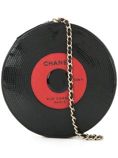 Chanel Pre-Owned круглая сумка с пайетками