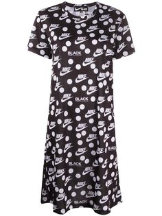 Black Comme Des Garçons платье-футболка в горох из коллаборации с Nike Swoosh