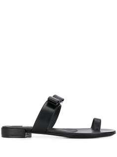 Salvatore Ferragamo сандалии Vara Bow