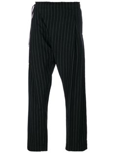 Takahiromiyashita The Soloist брюки в тонкую полоску с необработанными краями