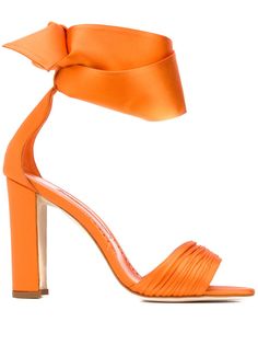 Manolo Blahnik босоножки Misami с завязками