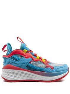 New Balance кроссовки WMNS Test Run Project