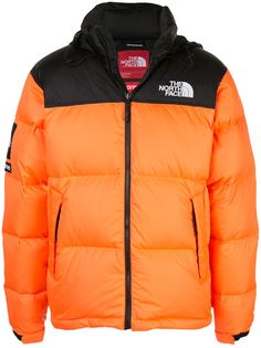 Supreme пуховик из коллаборации с The North Face