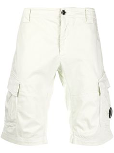 C.P. Company шорты карго средней посадки