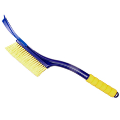 Щетка для снега со съемным скребком Goodyear WB-04 55см (GY000204) WB-04 55см (GY000204)