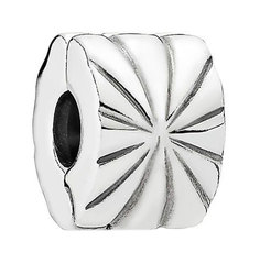 Серебряные кулоны, подвески, медальоны Кулоны, подвески, медальоны PANDORA 790210