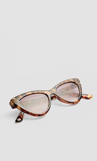 Солнечные очки в оправе «кошачий глаз» Stradivarius
