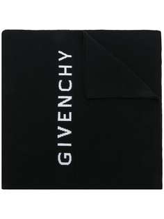 Givenchy объемный шарф с логотипом