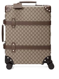 Gucci чемодан с узором GG Supreme из коллаборации с Globe-Trotter