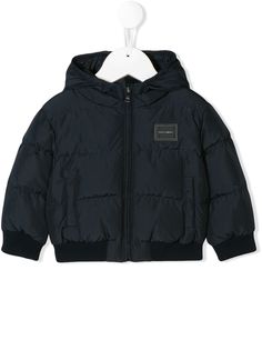 Dolce & Gabbana Kids пуховик с логотипом