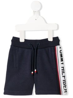 Tommy Hilfiger Junior шорты из джерси с логотипом