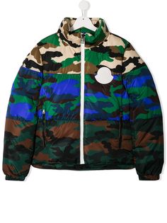 Moncler Kids камуфляжный бомбер