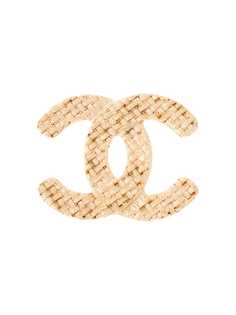 Chanel Pre-Owned брошь с логотипом CC