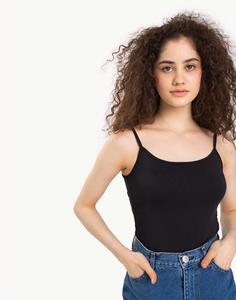 Чёрный базовый топ на бретелях Gloria Jeans