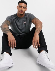 Темно-серая футболка Nike Heritage Essentials-Серый