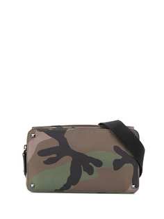 Valentino Garavani поясная сумка с отделкой Rockstud