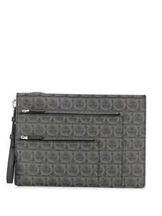 Salvatore Ferragamo клатч на молнии с узором Gancini