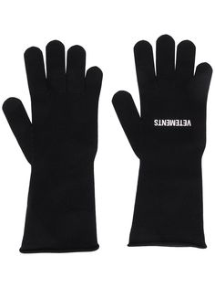 VETEMENTS трикотажные перчатки с логотипом