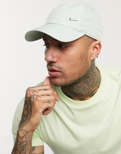 Зеленая кепка с логотипом Nike-Зеленый