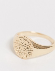 Золотистое кольцо-печатка с фактурным рисунком ASOS DESIGN-Золотистый
