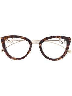 Fendi Eyewear очки в круглой оправе с монограммой