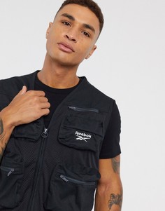Черный жилет в стиле милитари Reebok