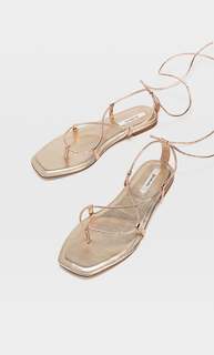 Stradivarius Сандалии На Плоской Подошве С Тонкими Ремешками-Завязками Женская Коллекция Золотой 39
