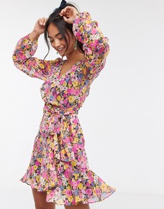 Платье мини цвета фуксии с длинными рукавами, запахом и цветочным принтом Forever New-Мульти