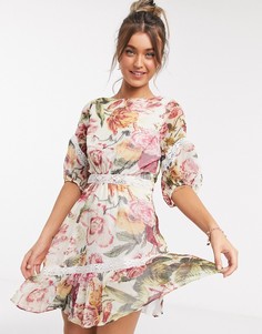 Платье мини с открытой спиной и цветочным принтом Hope & Ivy-Многоцветный