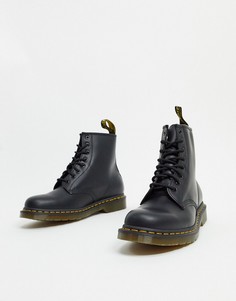 Черные ботинки с 8 парами люверсов Dr Martens 1460-Черный цвет