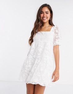 Белое свободное платье мини с цветочным принтом Fashion Union-Бежевый