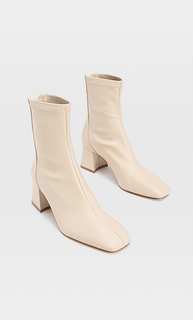 Stradivarius Ботильоны На Среднем Каблуке С Эластичным Голенищем Женская Коллекция Розовато-Бежевый 41