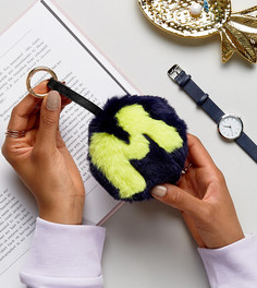 Брелок для ключей с буквой "M" и помпоном из искусственного меха My Accessories-Темно-синий